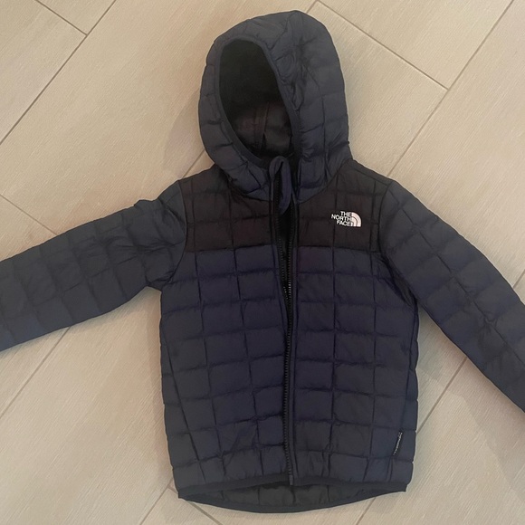 North Face jacket - Picture 2 of 3